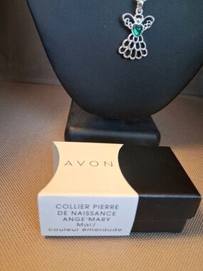 Avon Emerald Heart Angel Pendant Necklace - Month of May Birthstone